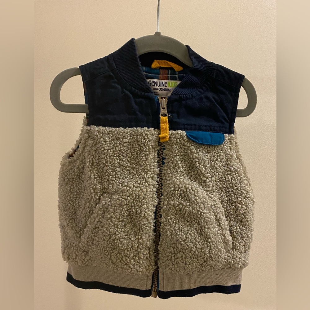 OshKosh toddler boys zip-up Sherpa vest, size 12 months